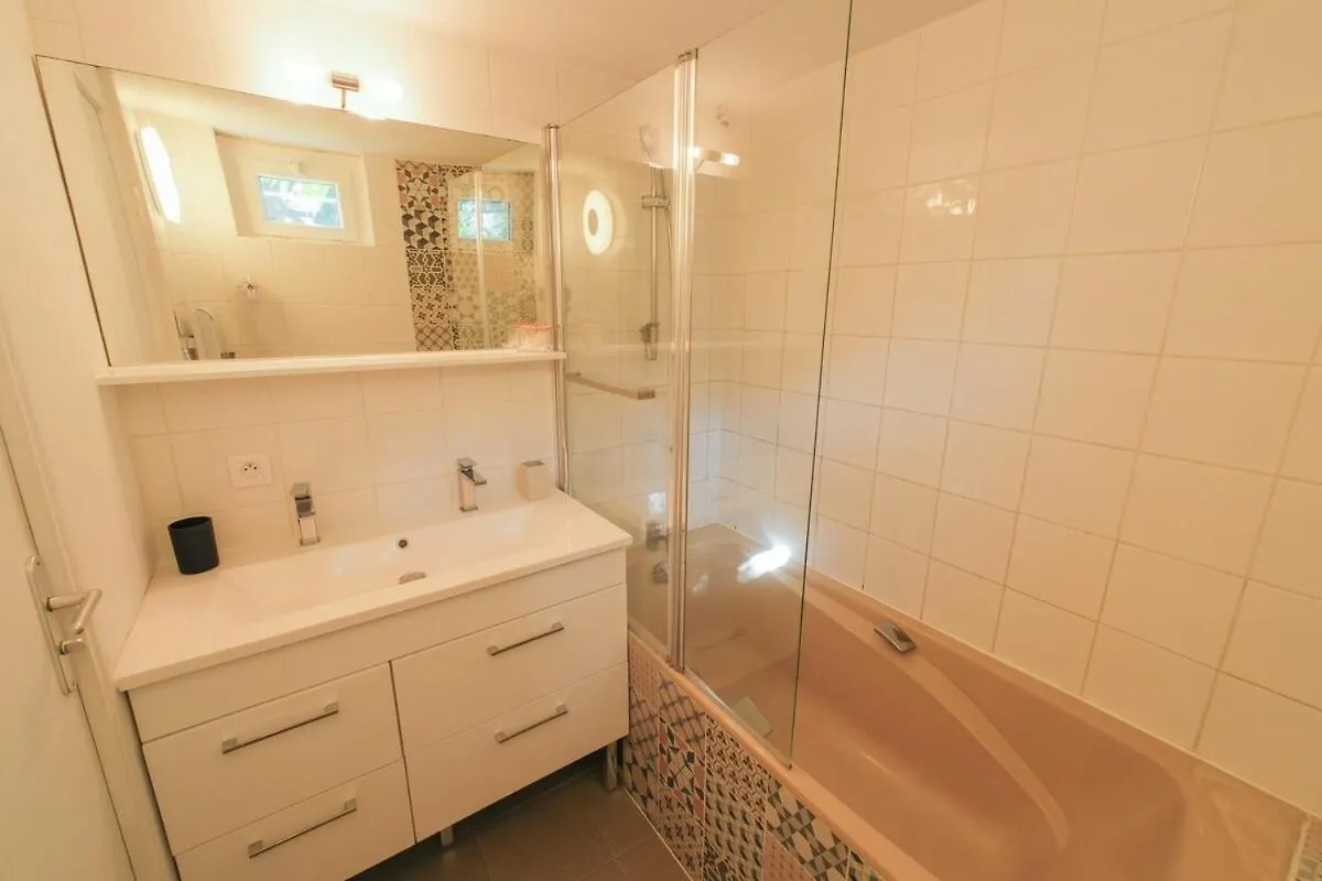 Holiday home Maison 4 Chambres Et Jardin - 5 Minutes Gare Rennes France